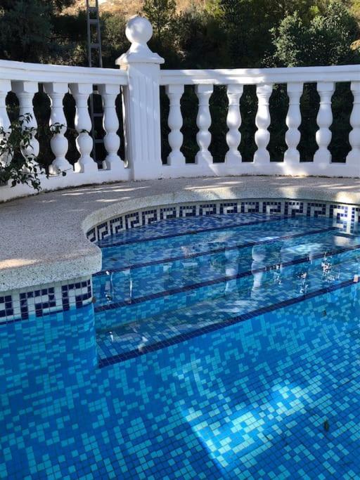 דירות קלפה Casa Con Piscina מראה חיצוני תמונה